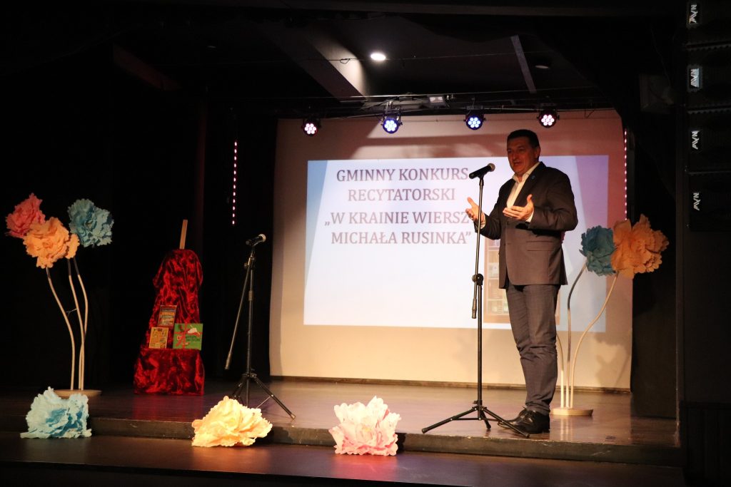 Gminny Konkurs Recytatorski ,,W krainie wierszy Michała Rusinka”